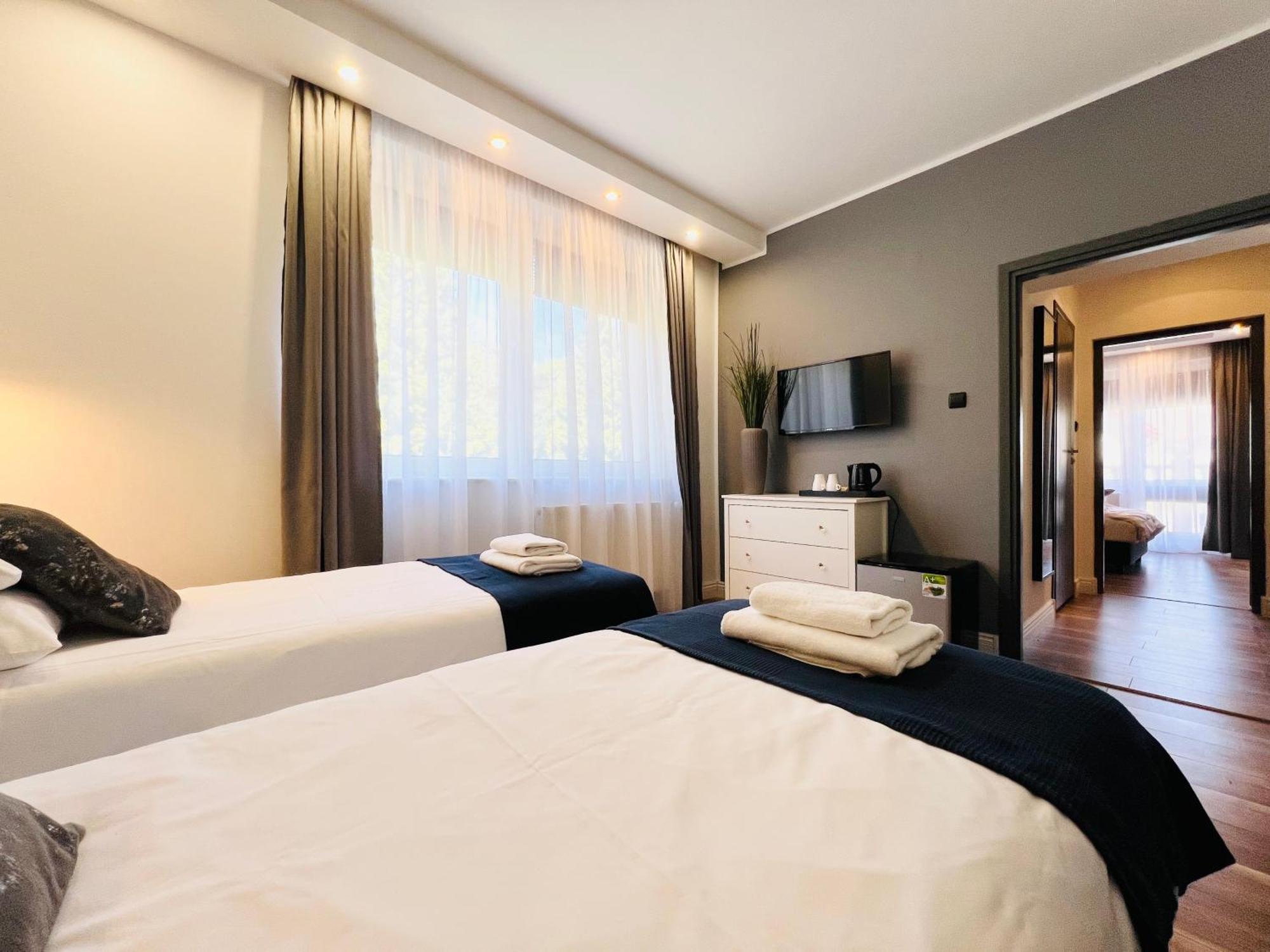 Apartamenty Deluxe-Blisko Plazy-Kuchnia,Parking-Grupa Hotelowa Plazowelove (Adults Only) Krynica Morska Buitenkant foto